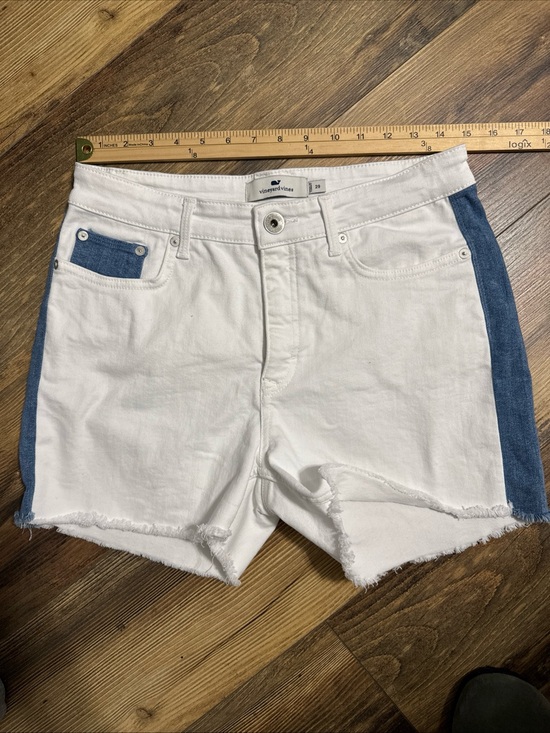 Vineyard Vines Pants - Vineyard Vines Women's White Denim Color Block Cutoff Shorts White Blue Size 29